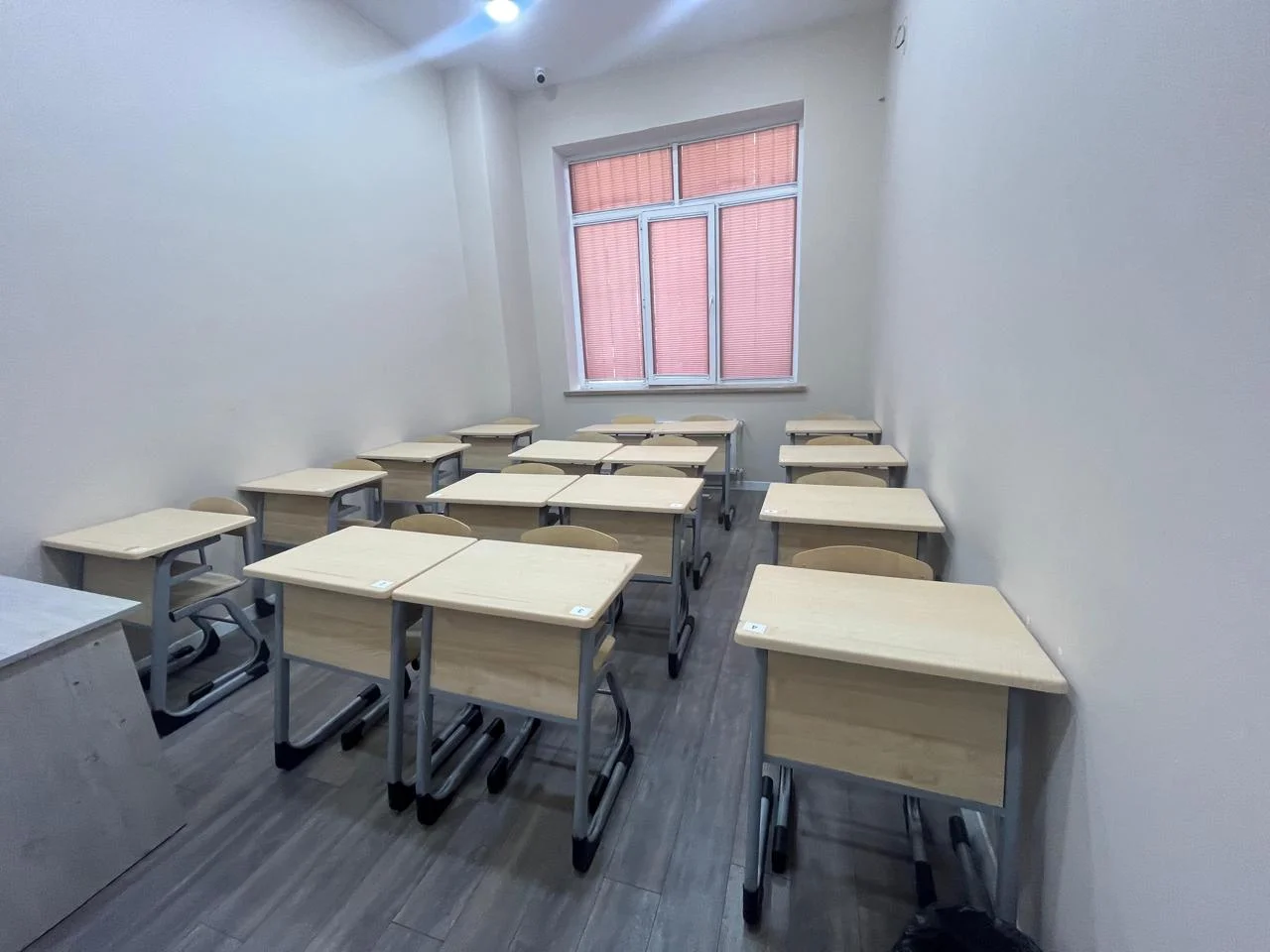 İcarəyə verilir obyekt 265 m²