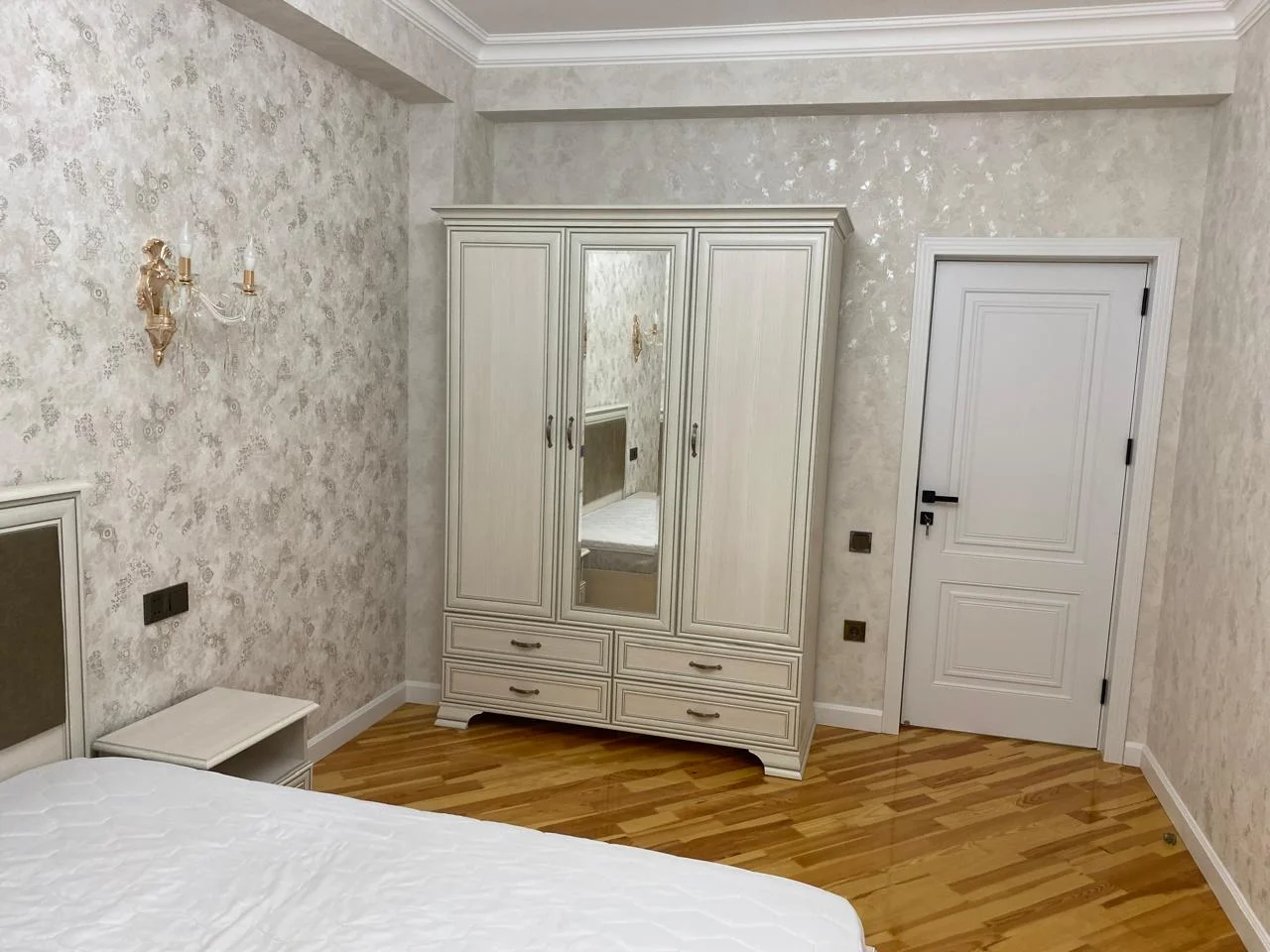 Kirayə 3 otaqlı Mənzil 135 m² Xətai r. – şəkil 11