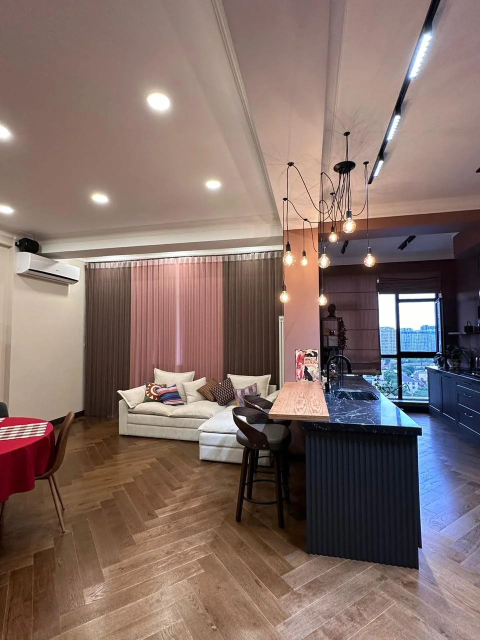 Kirayə 3 otaqlı Mənzil 120 m² Nəsimi r. 28 May m. – şəkil 14