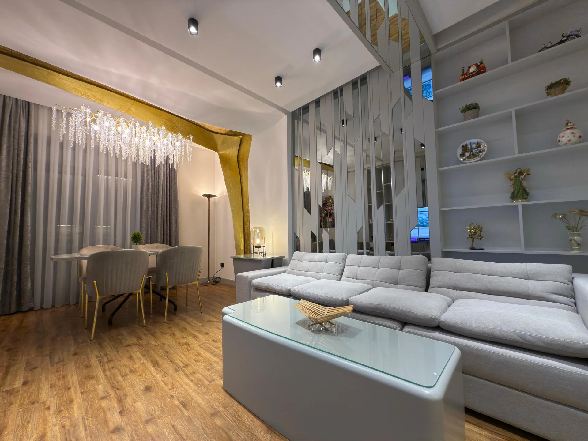 Kirayə 2 otaqlı Mənzil 65 m² Xətai r.