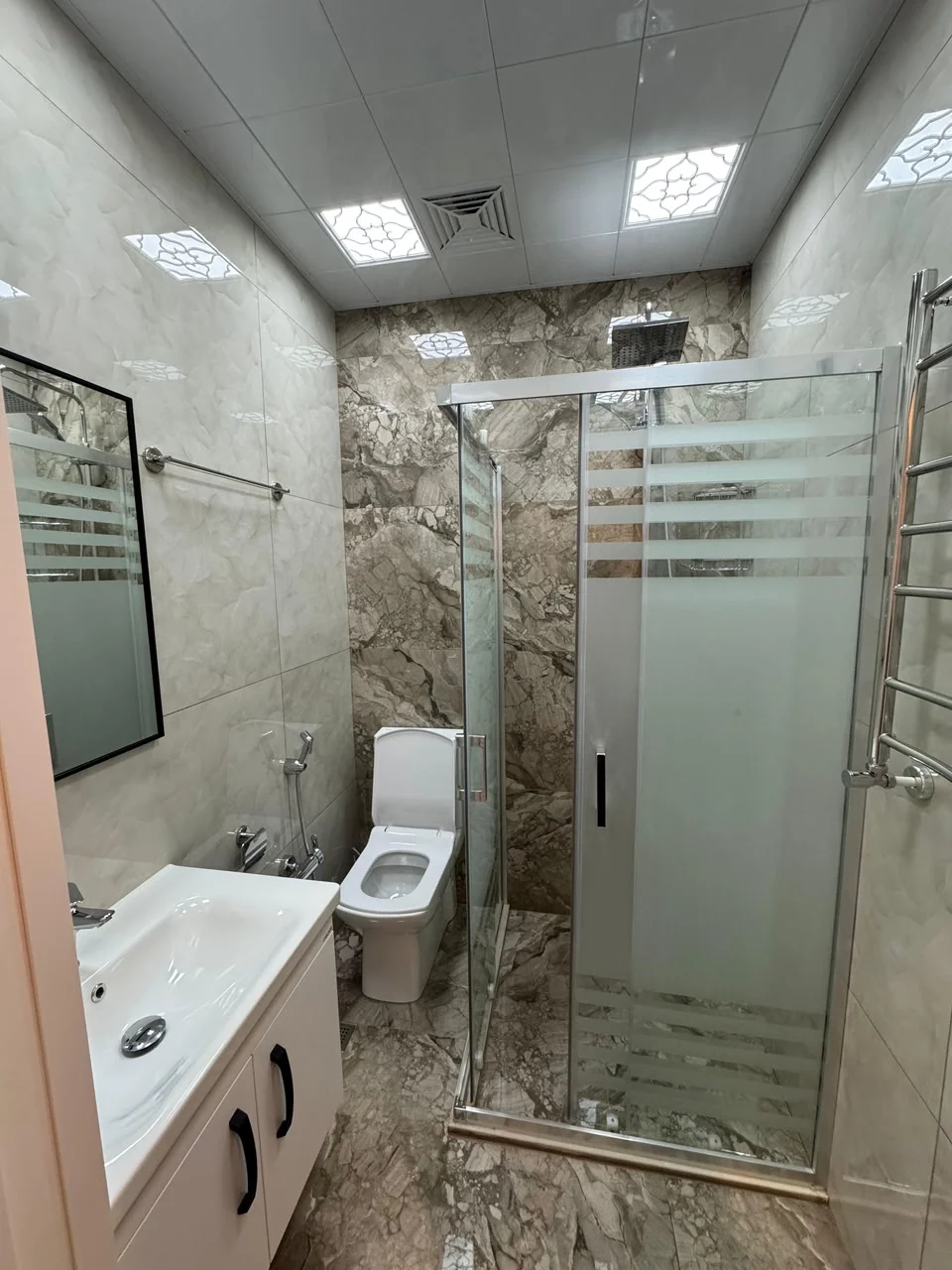 Kirayə 3 otaqlı Mənzil 152 m² Bakı – şəkil 12