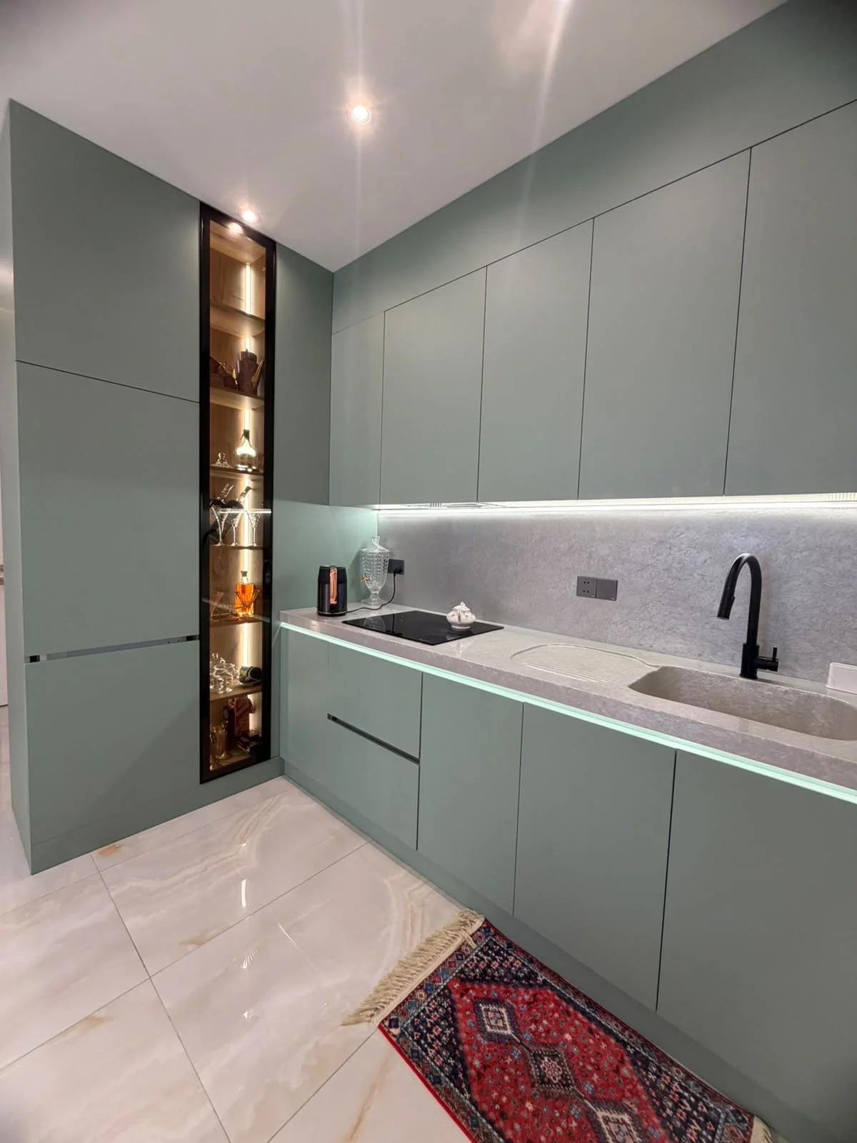 Kirayə 2 otaqlı Mənzil 80 m² Xətai r.