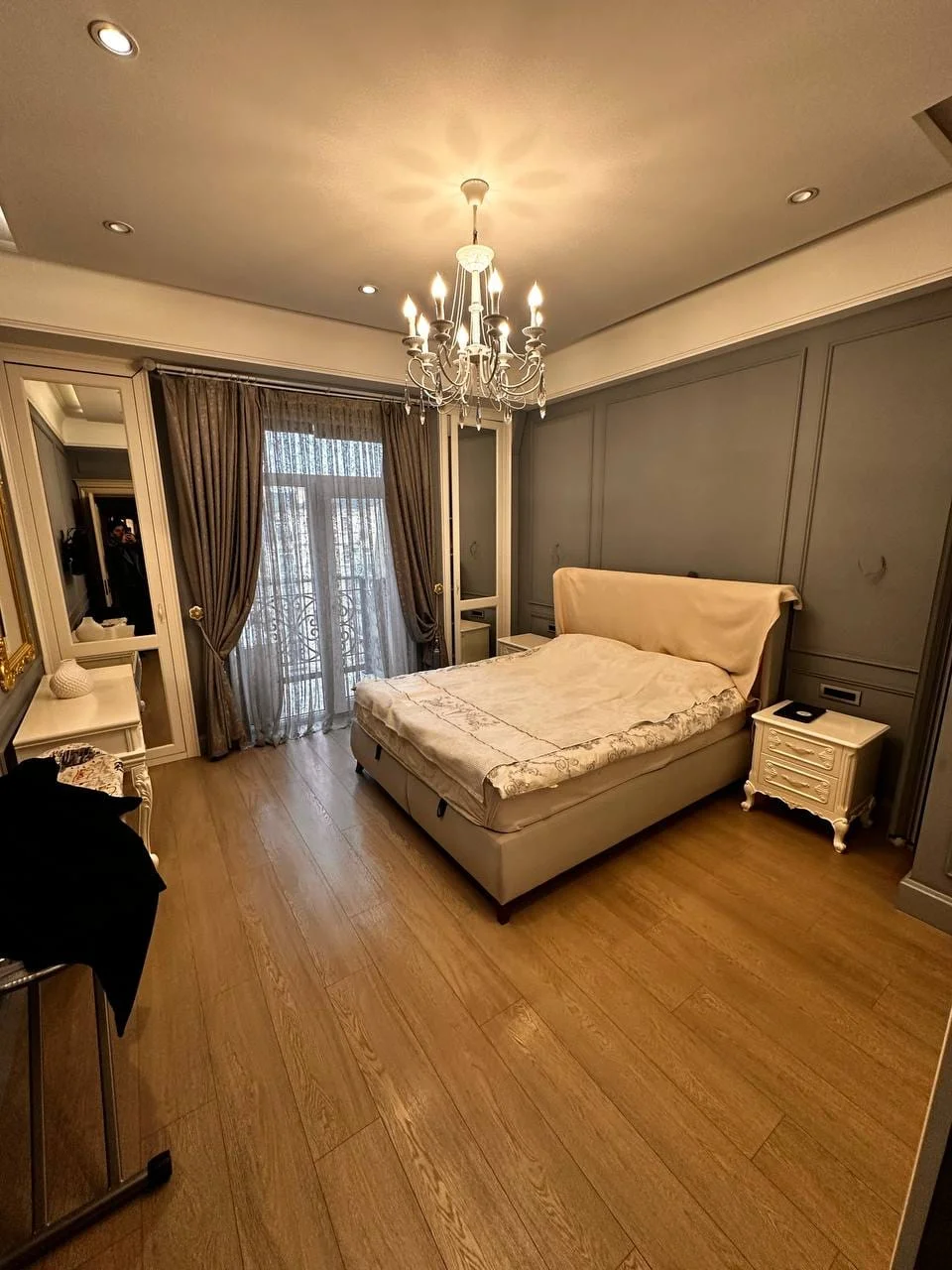 Kirayə 2 otaqlı Mənzil 85 m² Xətai r.