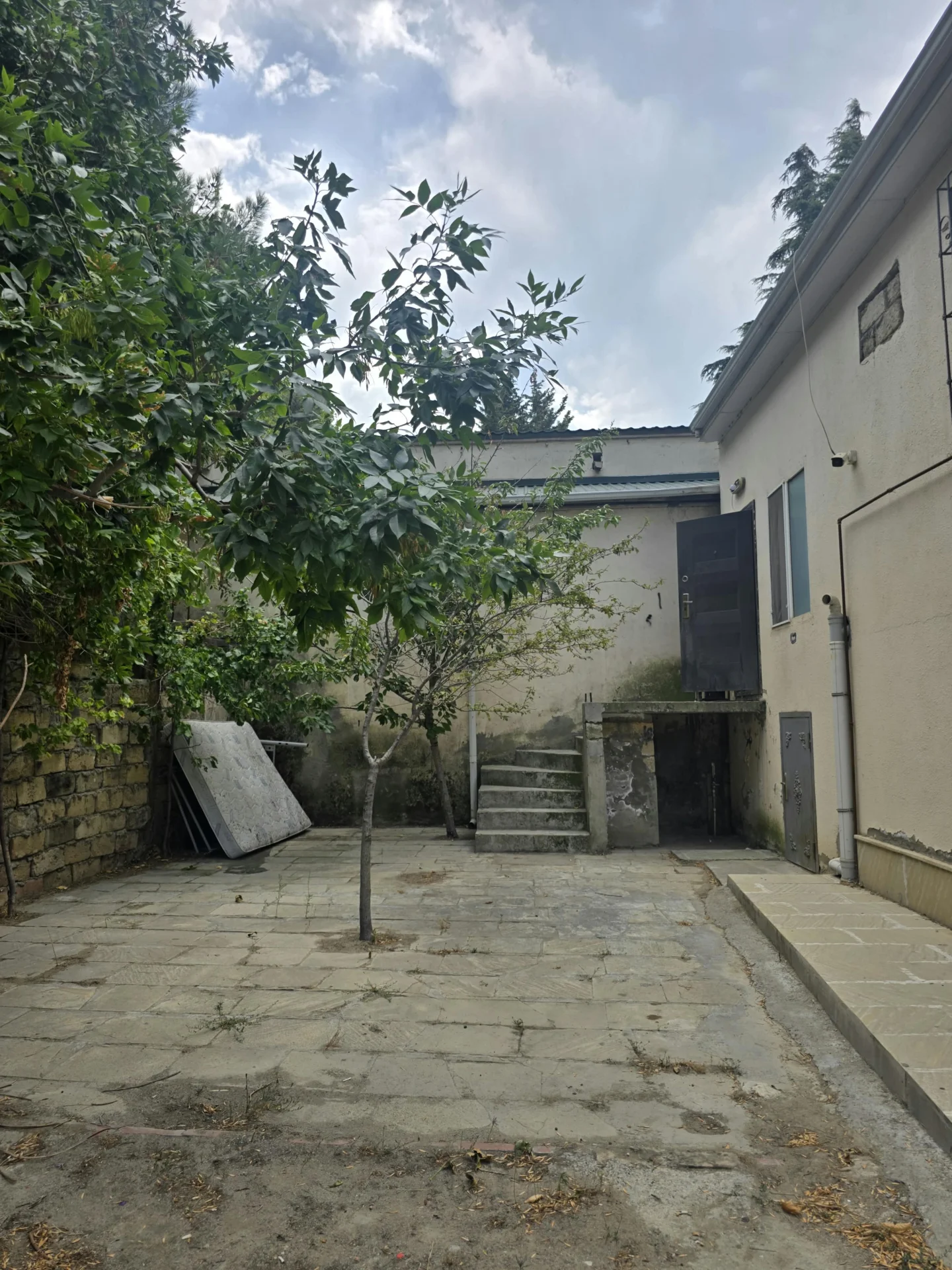 Satılır 3 otaqlı Mənzil 90 m² Yasamal r.