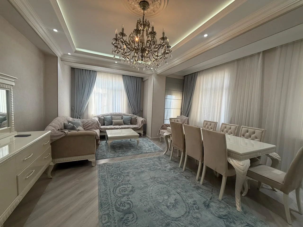 Kirayə 4 otaqlı Mənzil 175 m² Nəsimi r. Gənclik m. – şəkil 1