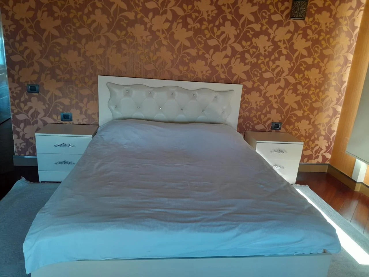 Kirayə 2 otaqlı Mənzil 120 m² Səbail r.