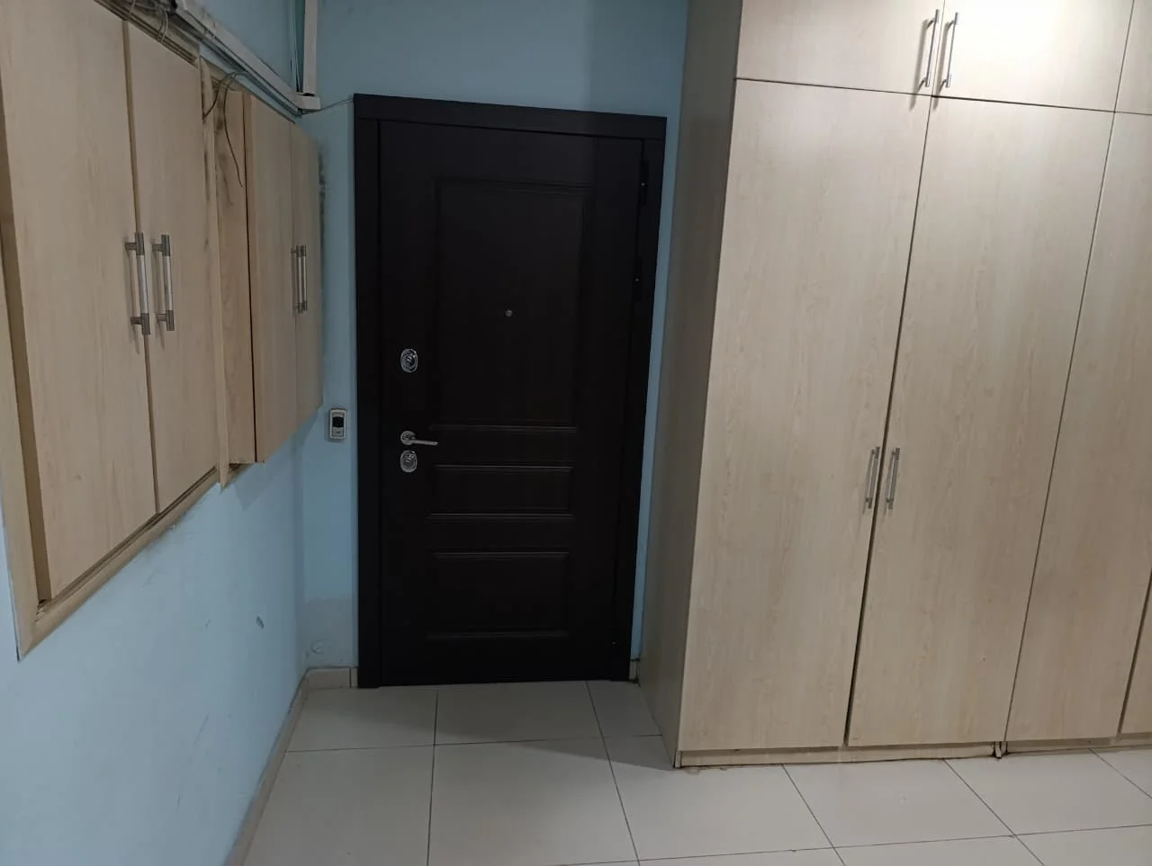 İcarəyə verilir 7 otaqlı ofis 301 m