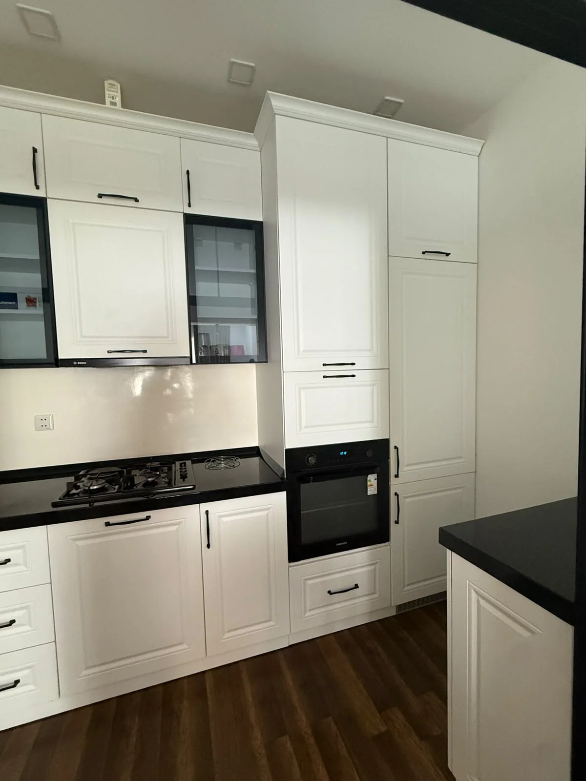 Kirayə 3 otaqlı Mənzil 97 m² Xətai r.