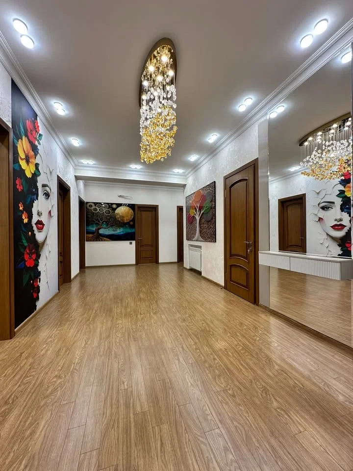Satılır 3 otaqlı Mənzil 136 m² Suraxanı r.
