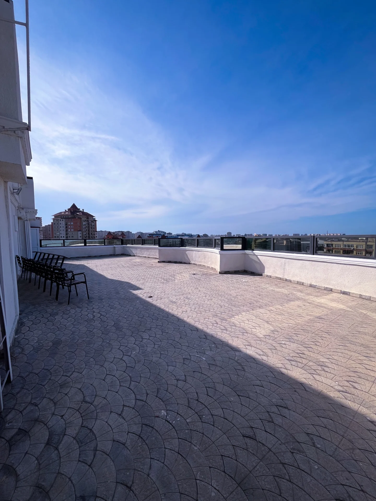 Kirayə 4 otaqlı Mənzil 350 m² Nəsimi r. 28 May m. – şəkil 6