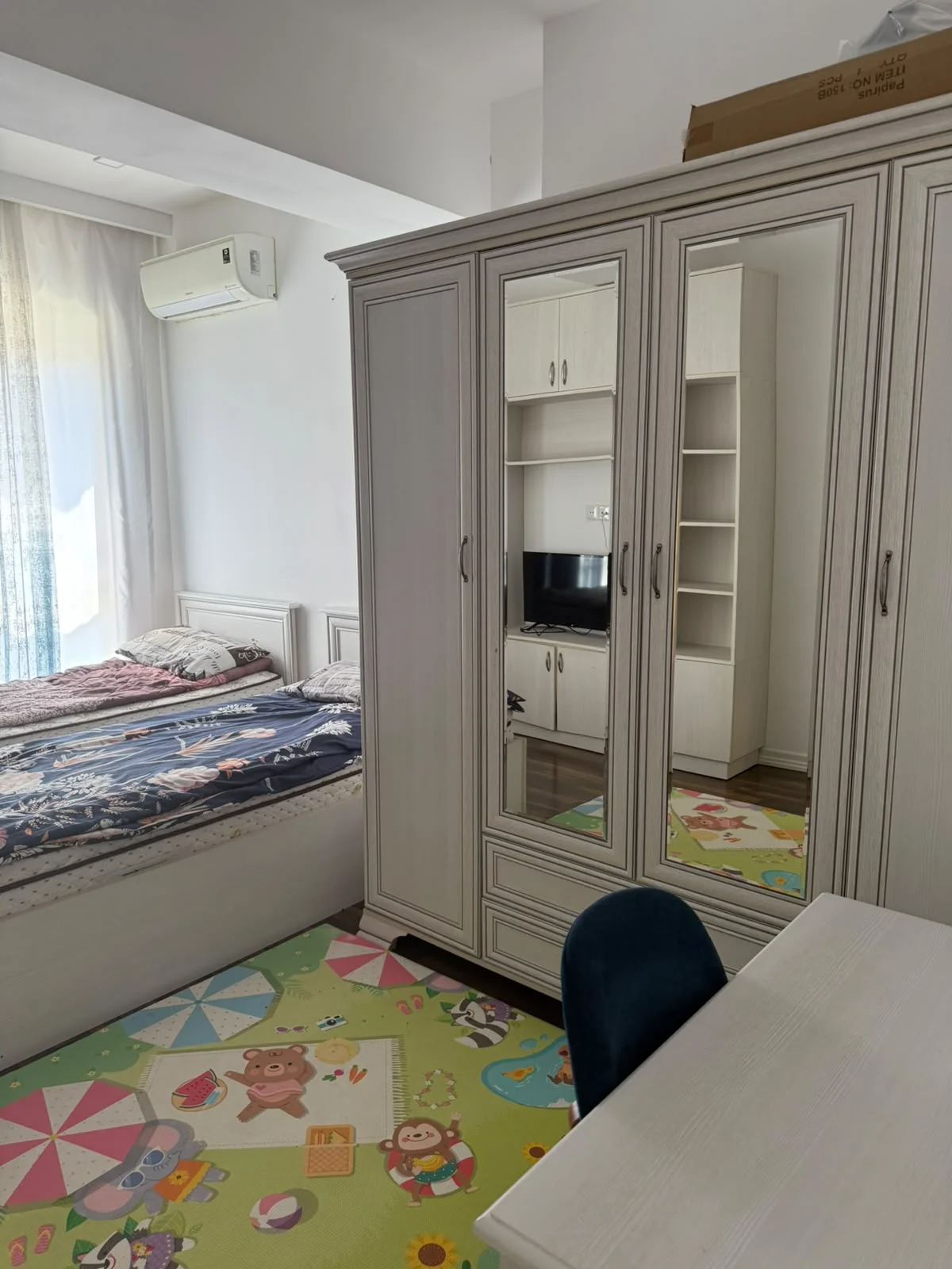 Kirayə 3 otaqlı Mənzil 97 m² Xətai r.