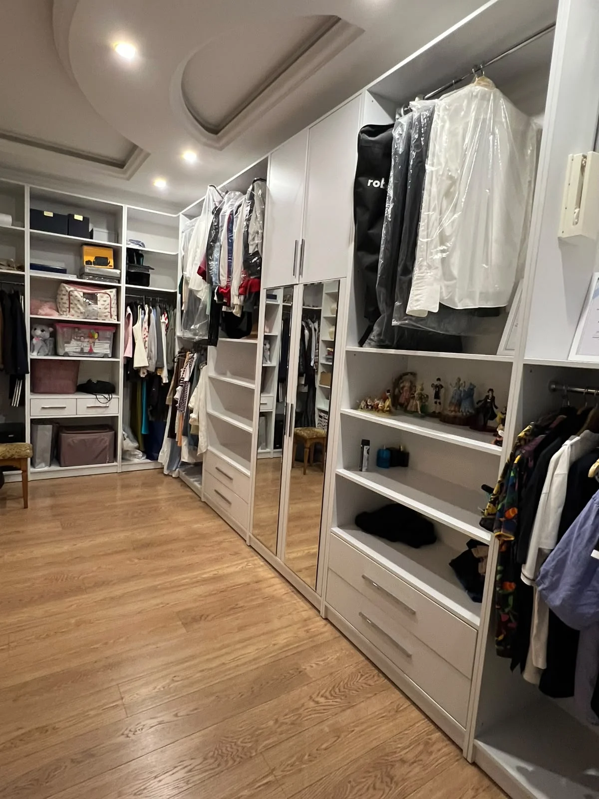 Satılır 4 otaqlı Mənzil 170 m² Xətai r.