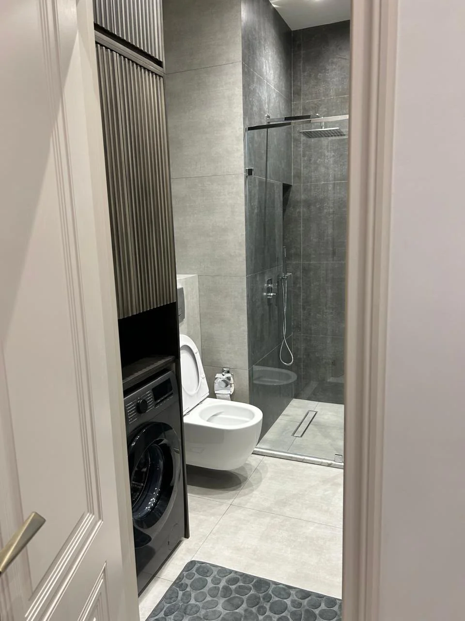 Kirayə 3 otaqlı Mənzil 97 m² Nəsimi r.