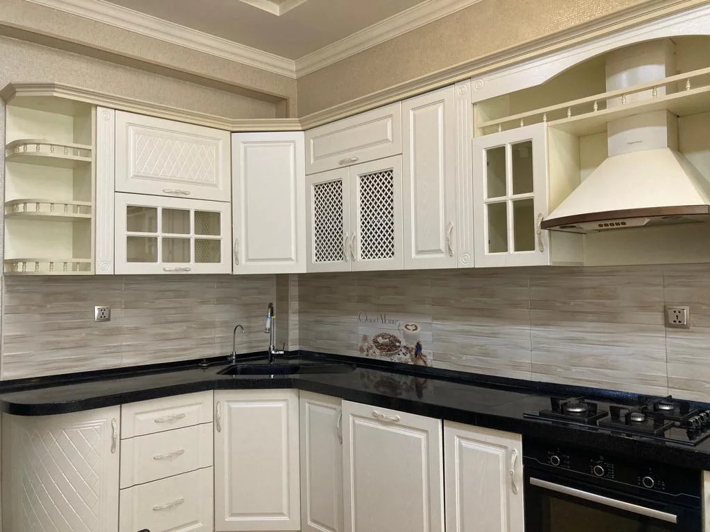Kirayə 4 otaqlı Mənzil 175 m² Nərimanov r.