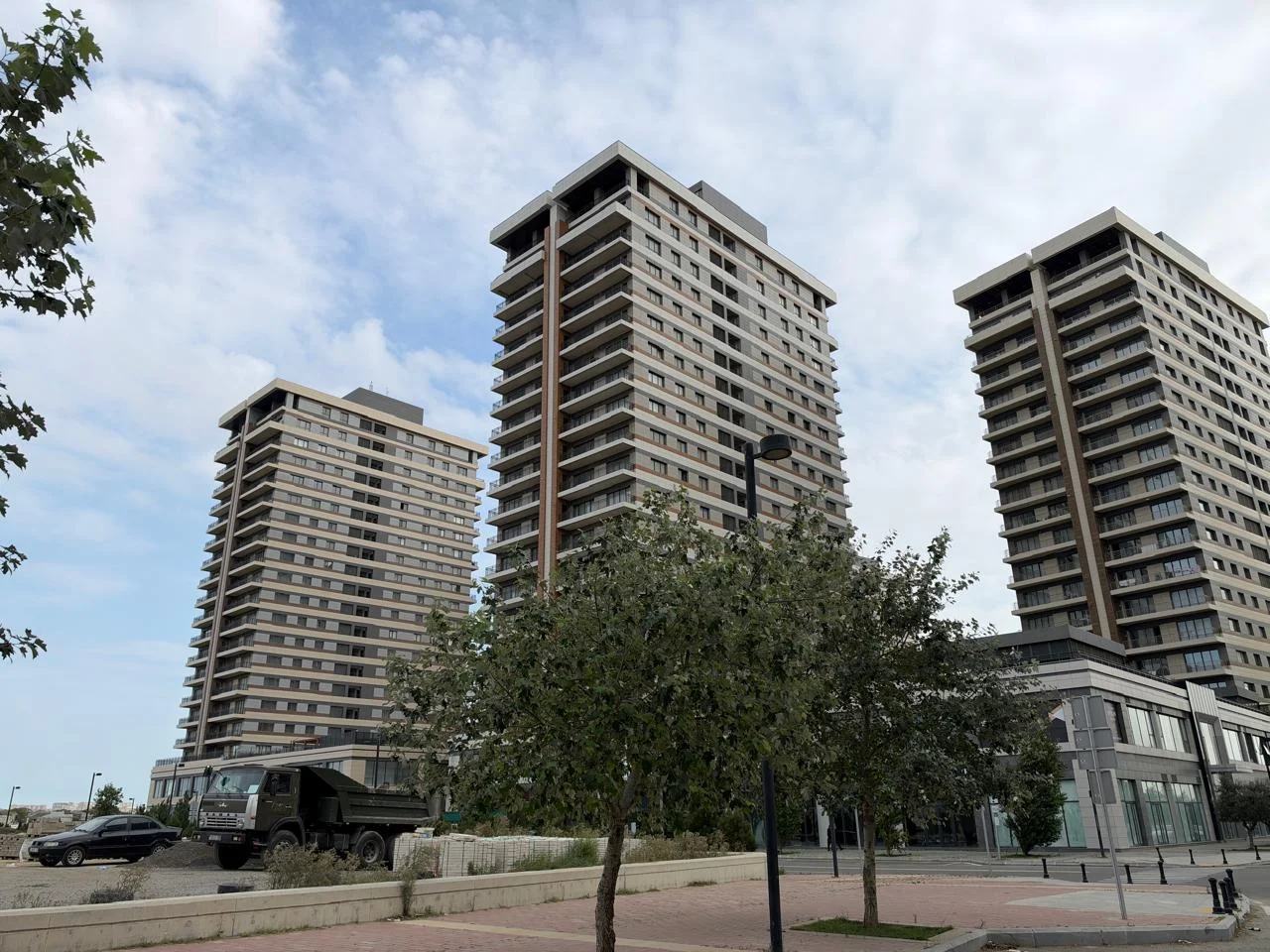 Kirayə 4 otaqlı Mənzil 170 m² Xətai r. Ağ şəhər q. Şah İsmayıl Xətai m. – şəkil 12