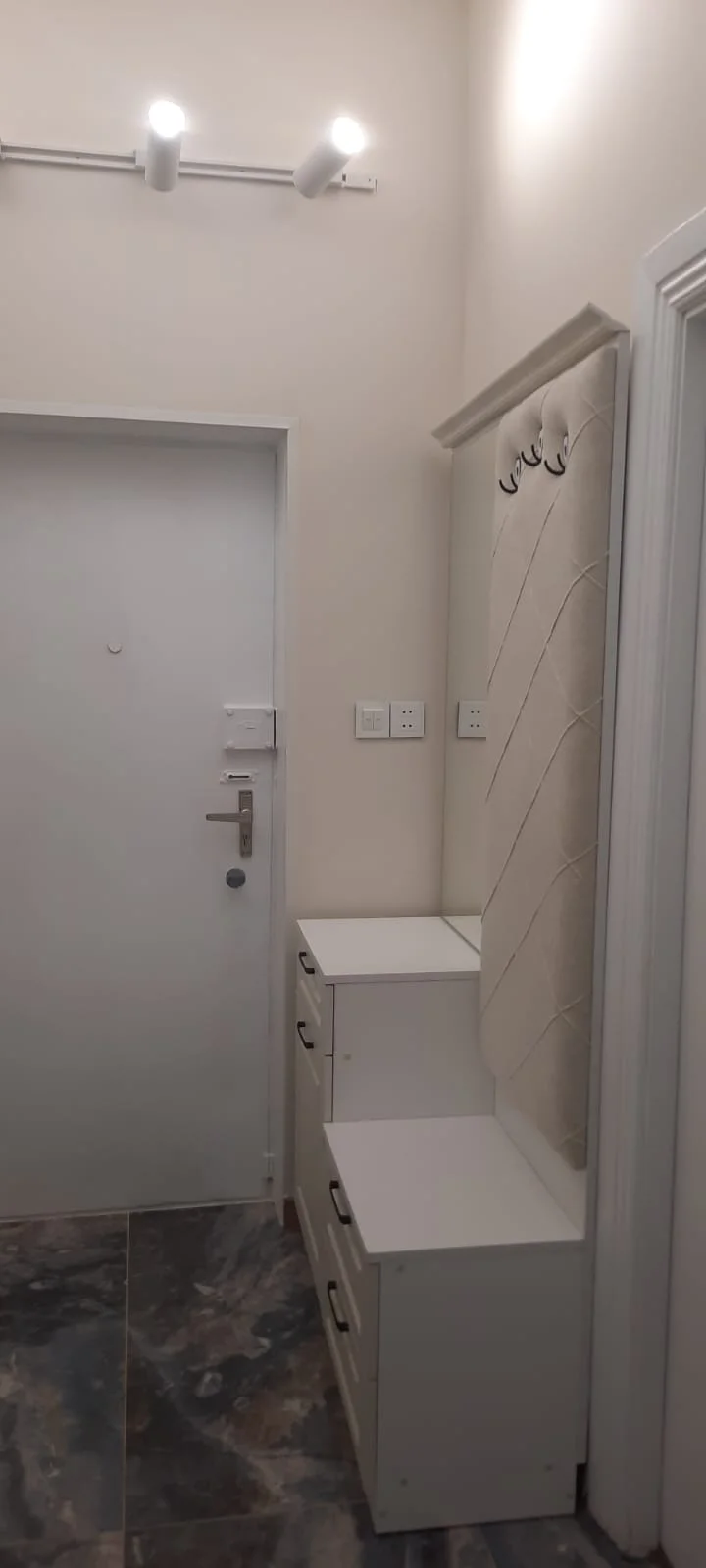 Kirayə 4 otaqlı Mənzil 100 m² Səbail r.