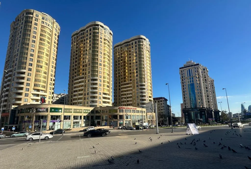 Satılır 3 otaqlı Mənzil 174 m² Yasamal r.