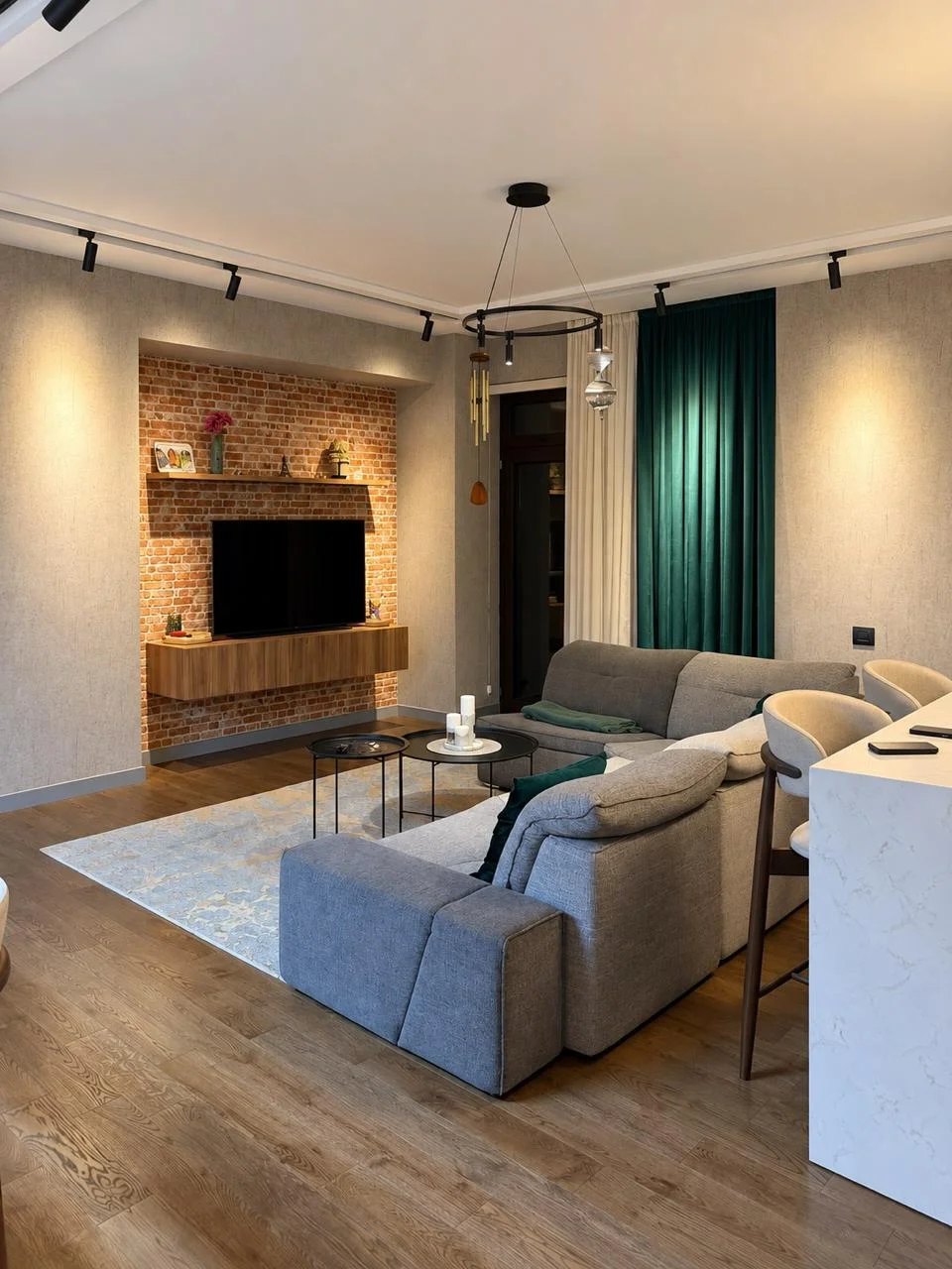 Kirayə 3 otaqlı Mənzil 115 m² Nəsimi r.