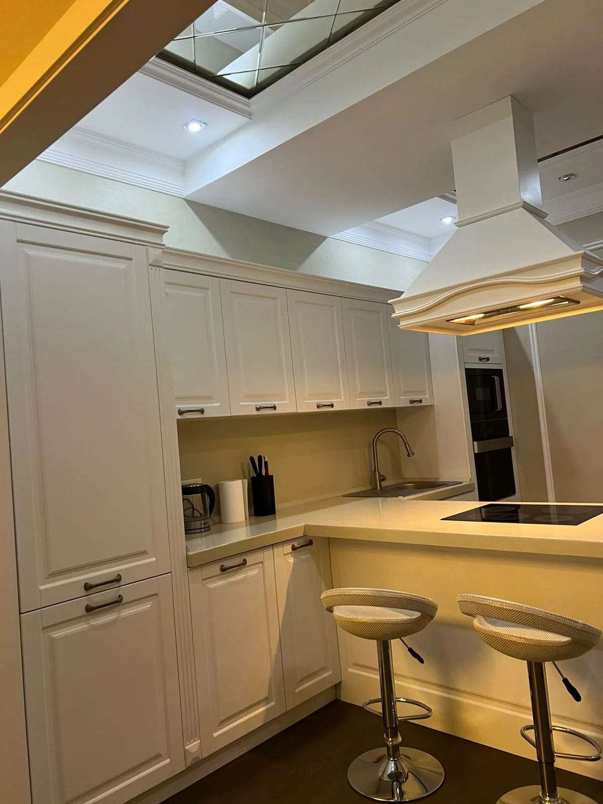 Satılır 2 otaqlı Mənzil 96 m² Nəsimi r.