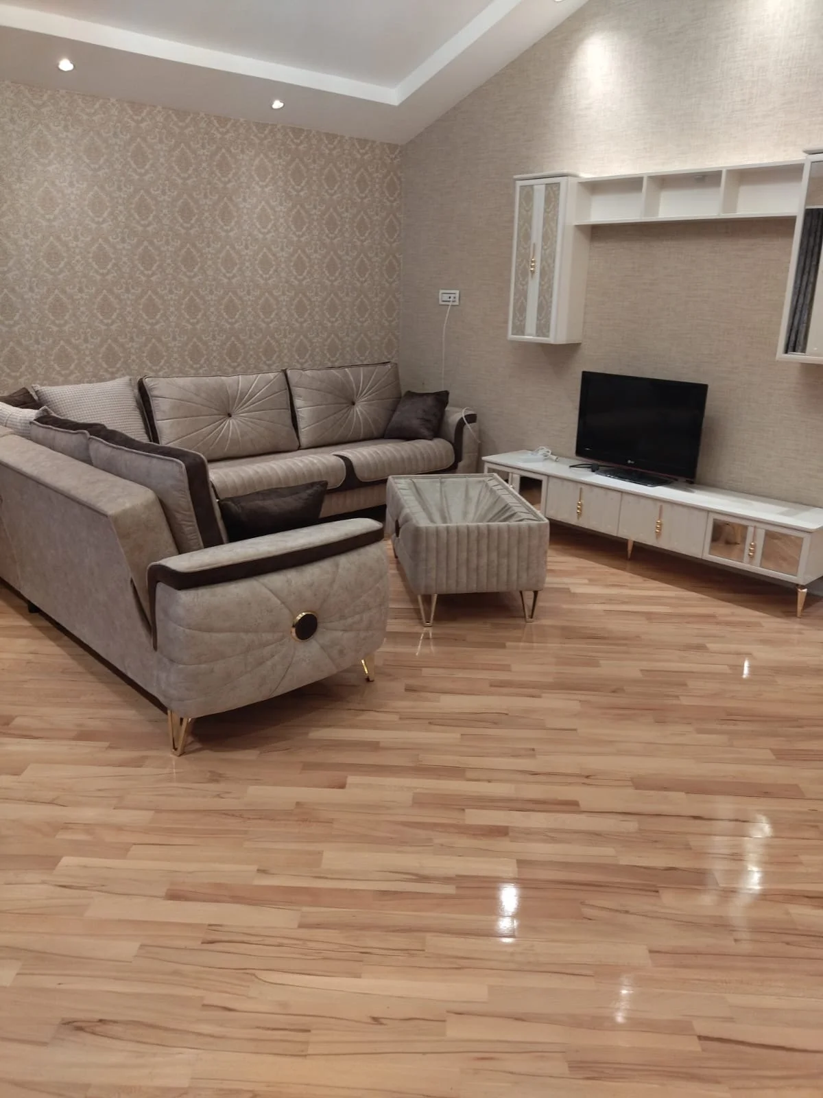 Satılır 4 otaqlı Mənzil 185 m² Binəqədi r. 7-ci mikrorayon q. Azadlıq prospekti m. – şəkil 6