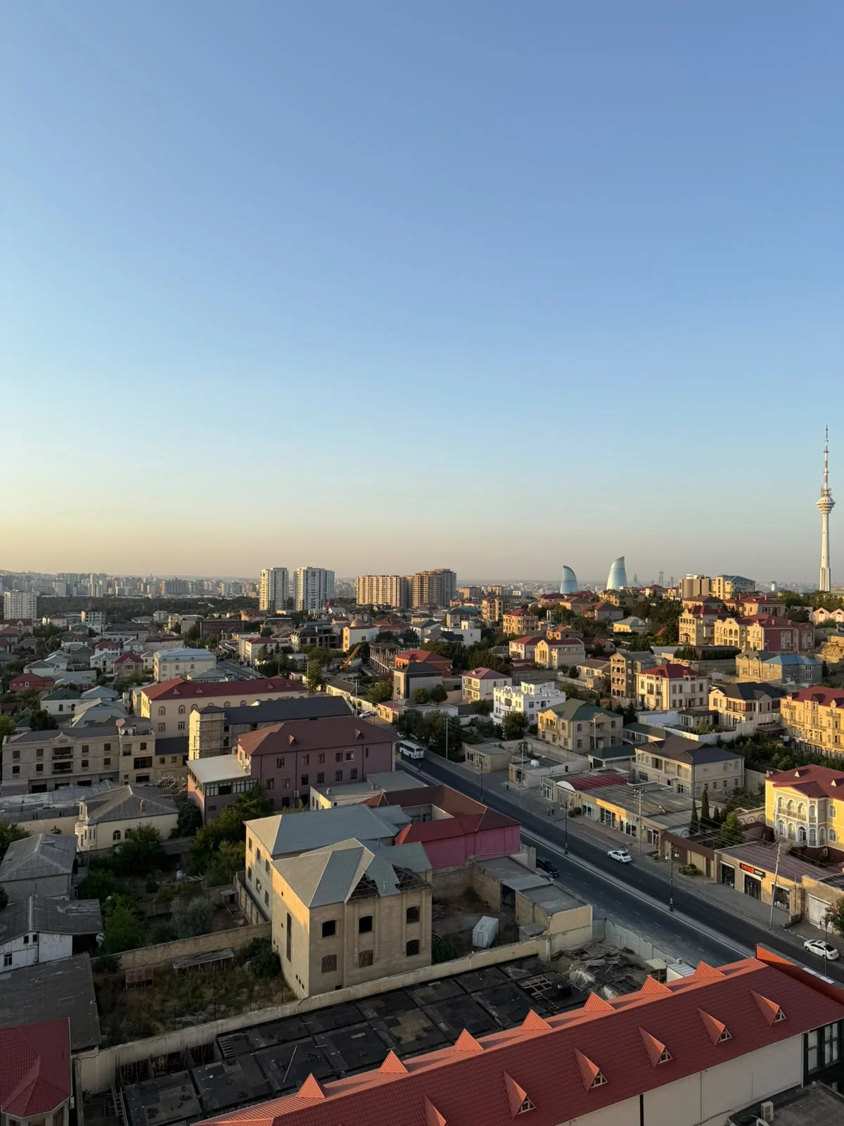 Kirayə 4 otaqlı Mənzil 155 m² Səbail r.