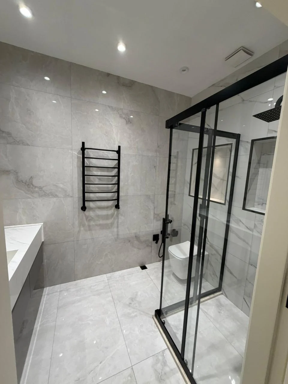 Kirayə 3 otaqlı Mənzil 165 m² Yasamal r.