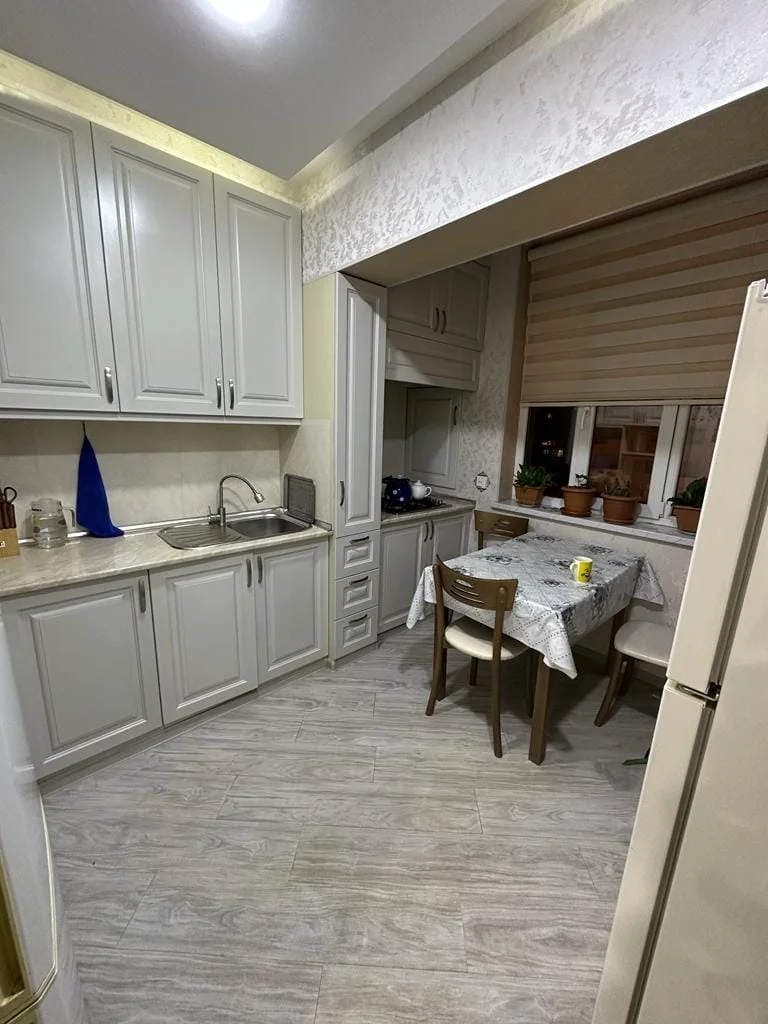 Satılır 2 otaqlı Mənzil 65 m² Nərimanov r.