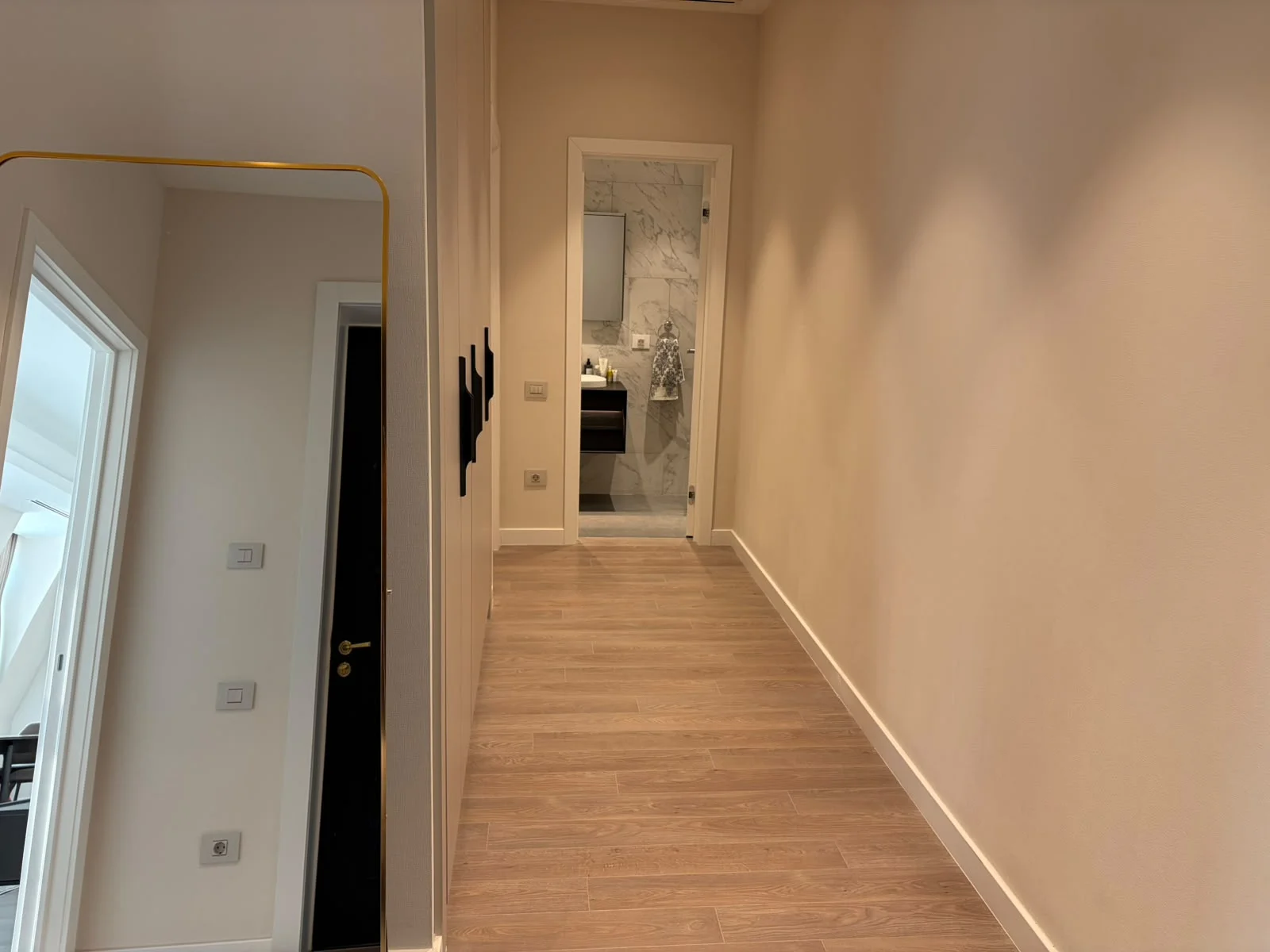 Kirayə 3 otaqlı Mənzil 110 m² Xətai r.