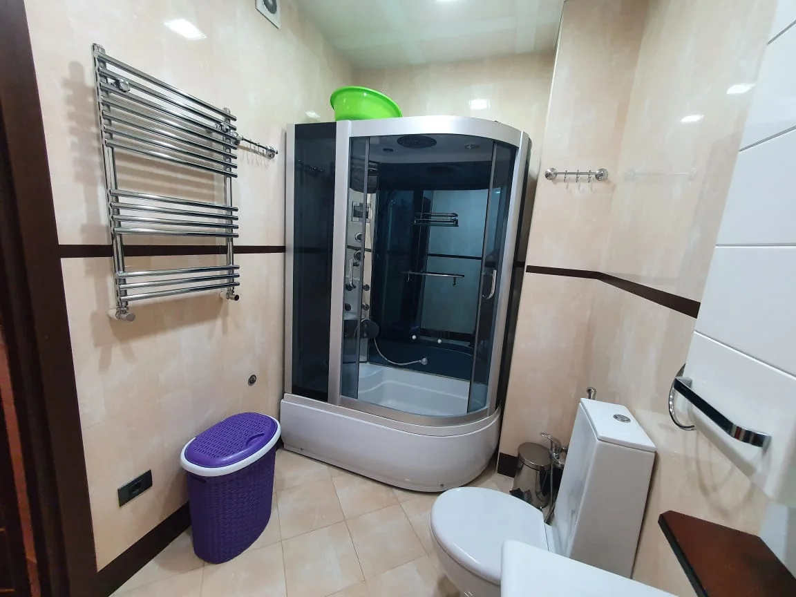 Kirayə 2 otaqlı Mənzil 120 m² Nəsimi r.