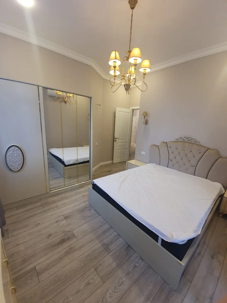 Kirayə 3 otaqlı Mənzil 110 m² Yasamal r. Elmlər Akademiyası m. – şəkil 10
