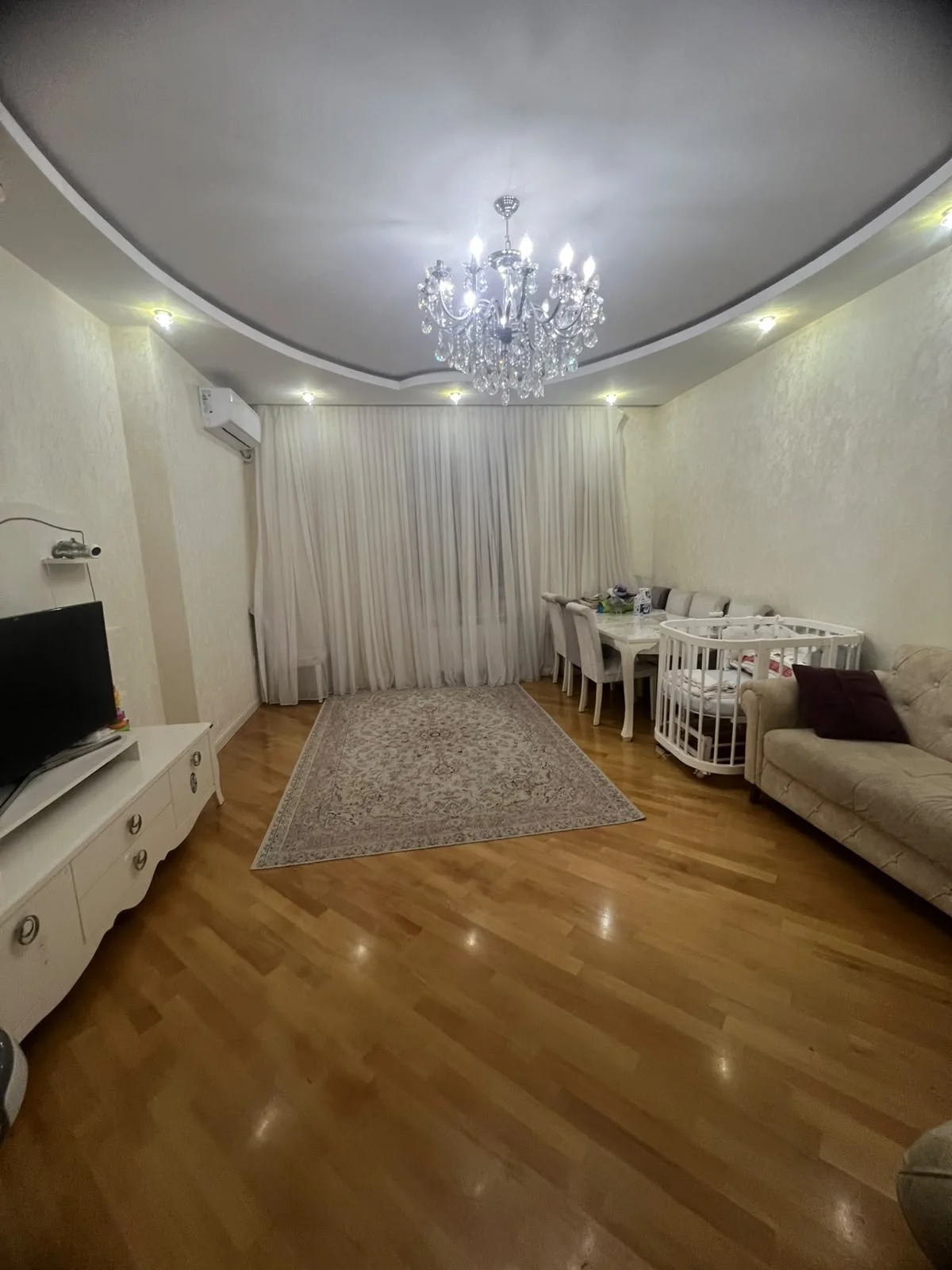 Kirayə 3 otaqlı Mənzil 86 m² Nərimanov r.
