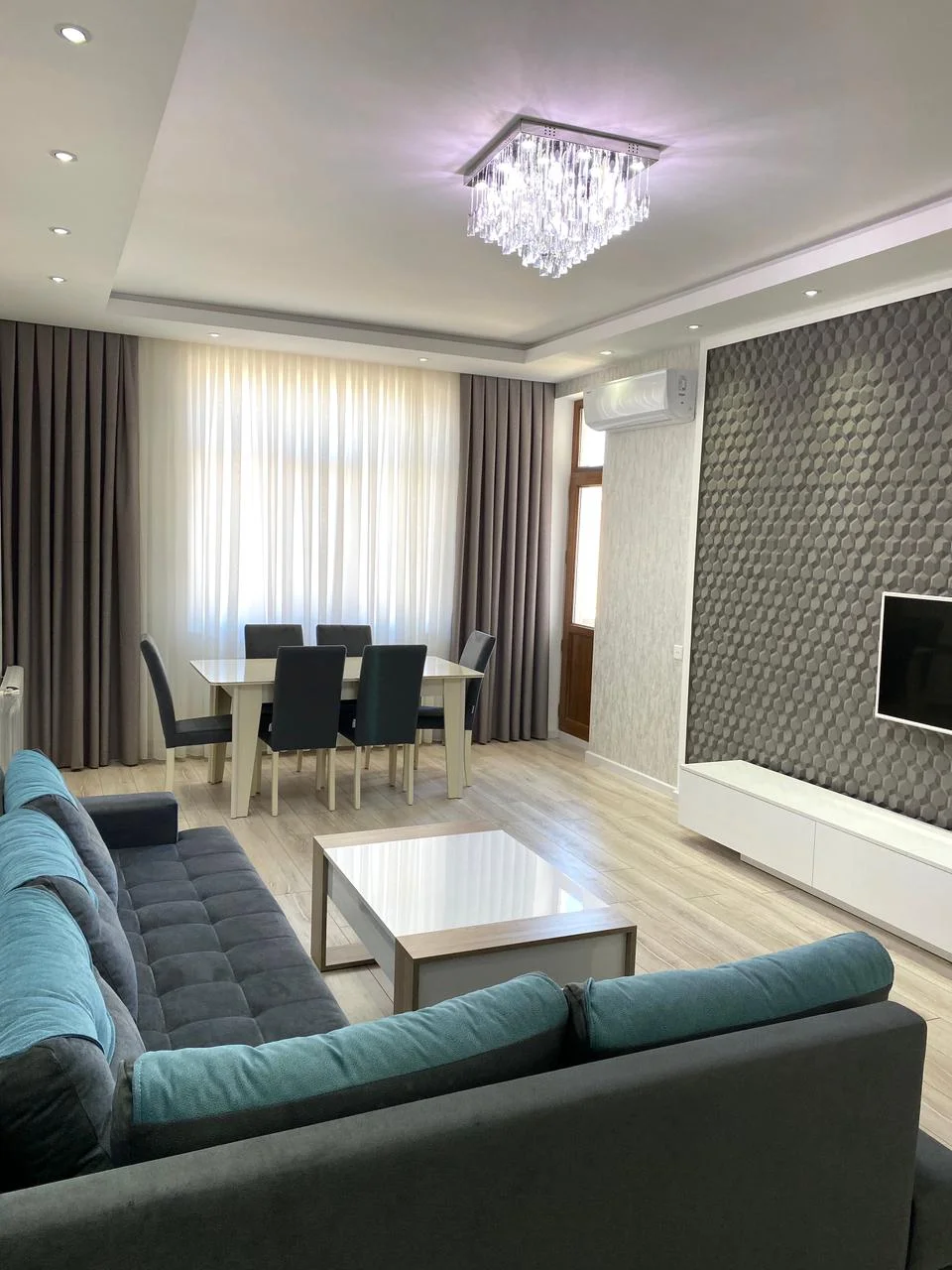 Kirayə 2 otaqlı Mənzil 70 m² Nərimanov r. – şəkil 2