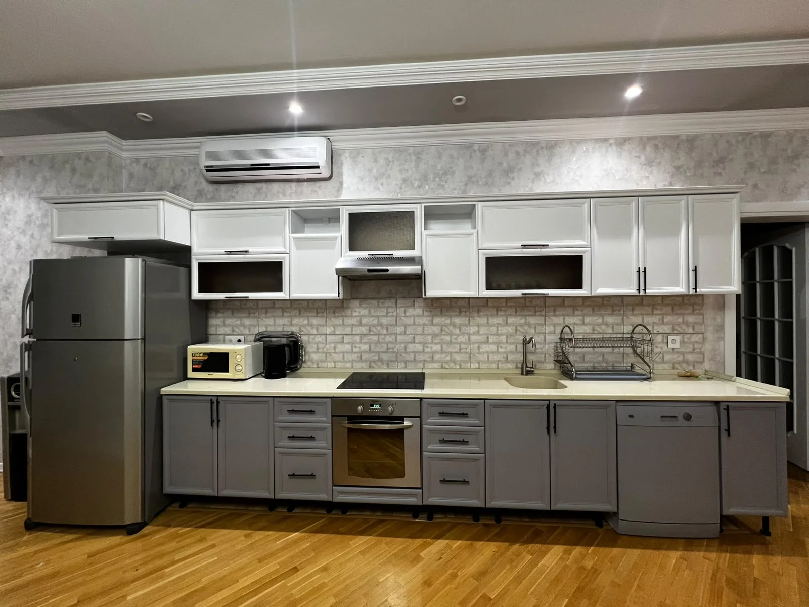 Kirayə 3 otaqlı Mənzil 123 m² Nəsimi r. 28 May m. – şəkil 10