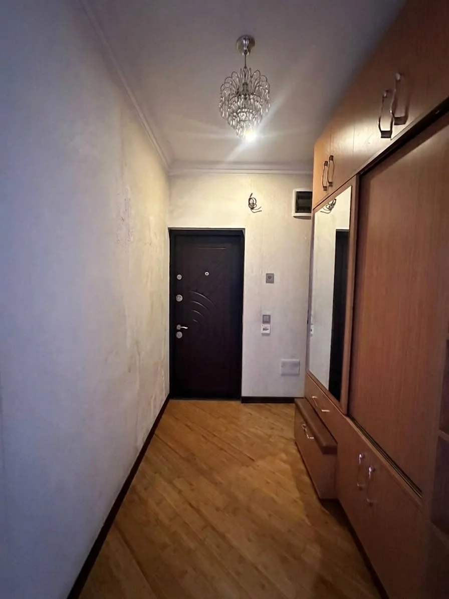 Satılır 5 otaqlı Mənzil 120 m² Xətai r.