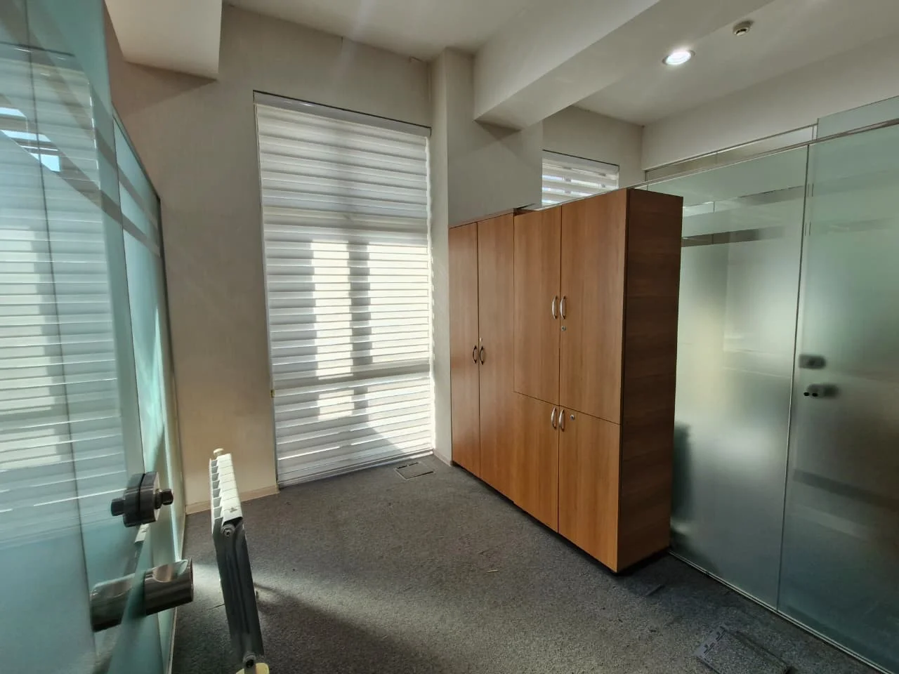 Kirayə 9 otaqlı Ofis 285 m² Nəsimi r. – şəkil 14