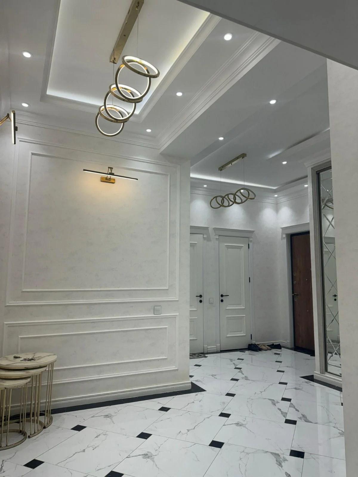 Kirayə 3 otaqlı Mənzil 125 m² Nəsimi r.
