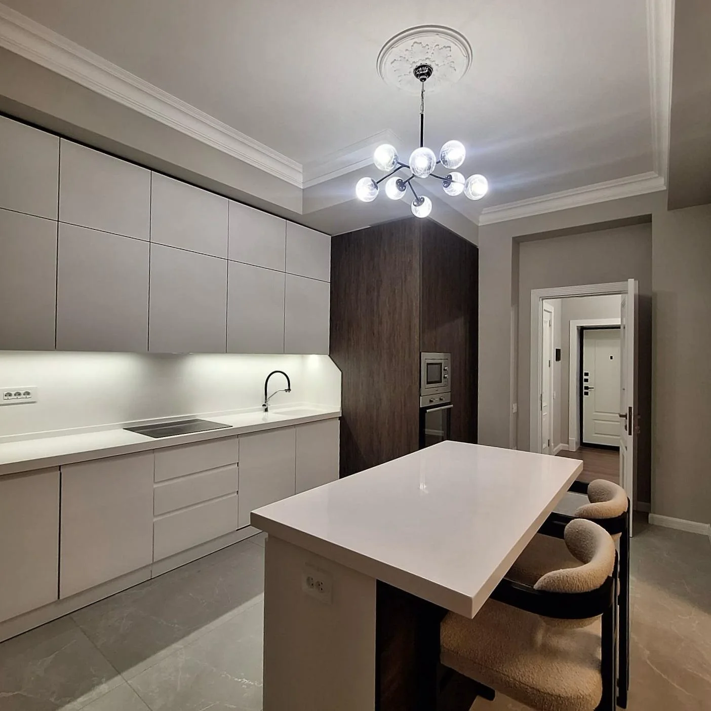 Kirayə 3 otaqlı Mənzil 150 m² Xətai r.