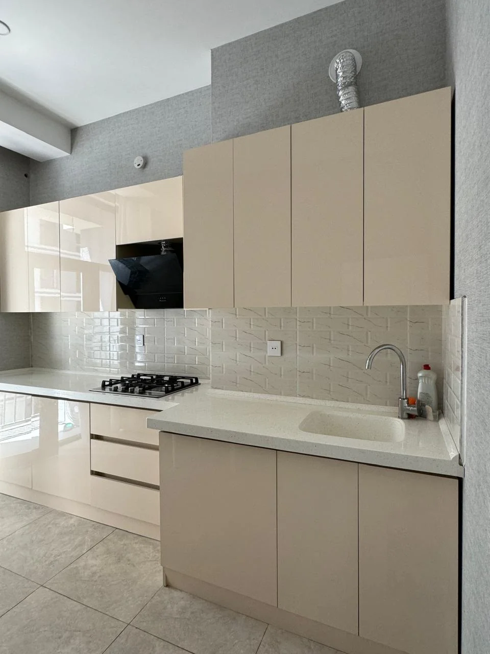 Kirayə 2 otaqlı Mənzil 70 m² Nərimanov r.