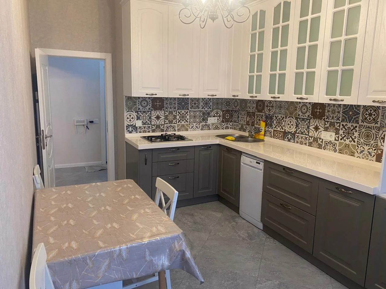 Kirayə 2 otaqlı Mənzil 76 m² Nizami r. Neftçilər m. – şəkil 2