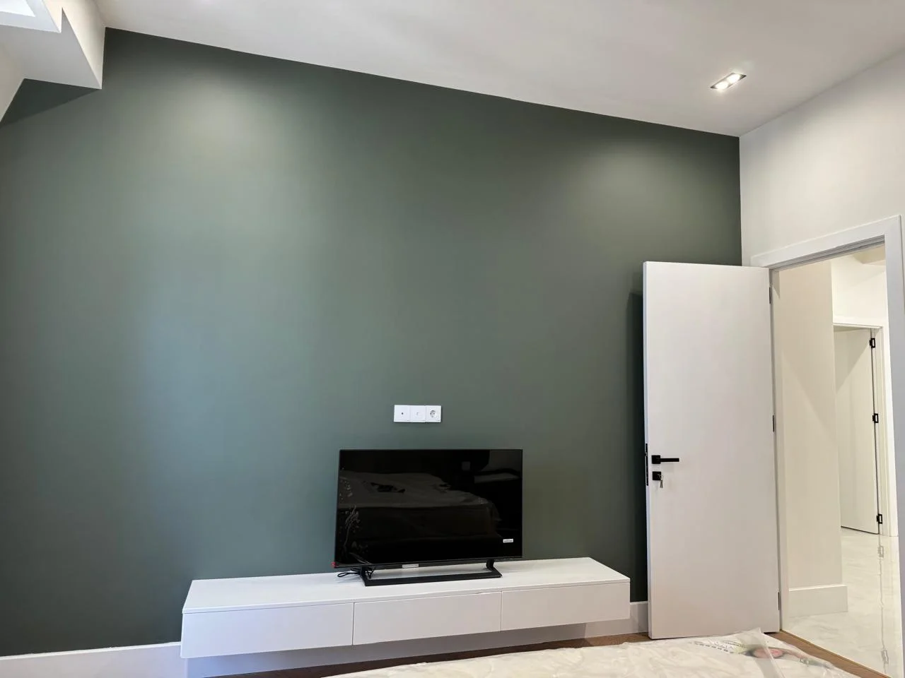 Kirayə 2 otaqlı Mənzil 80 m² Xətai r.