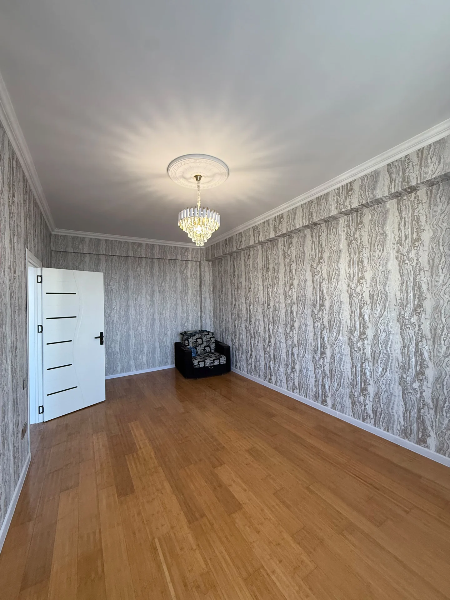 Satılır 1 otaqlı Mənzil 45 m² Xırdalan – şəkil 2