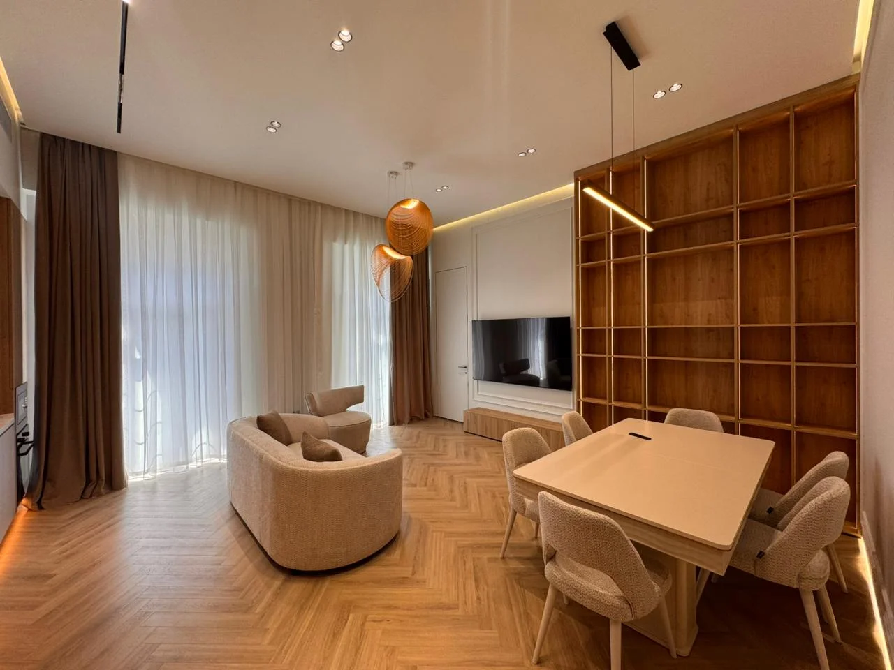 Kirayə 3 otaqlı Mənzil 110 m² Xətai r.