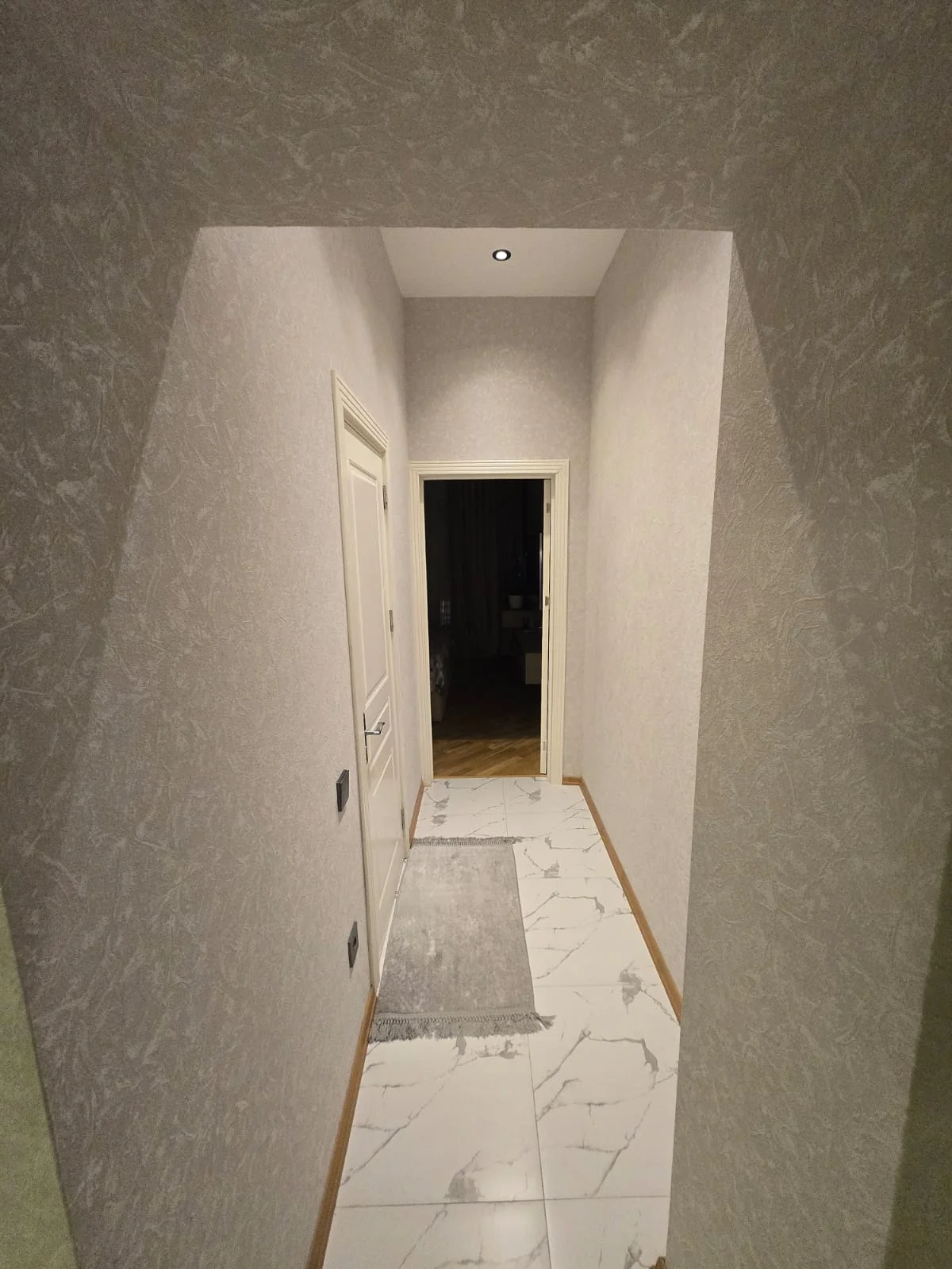 Kirayə 2 otaqlı Mənzil 80 m² Səbail r.