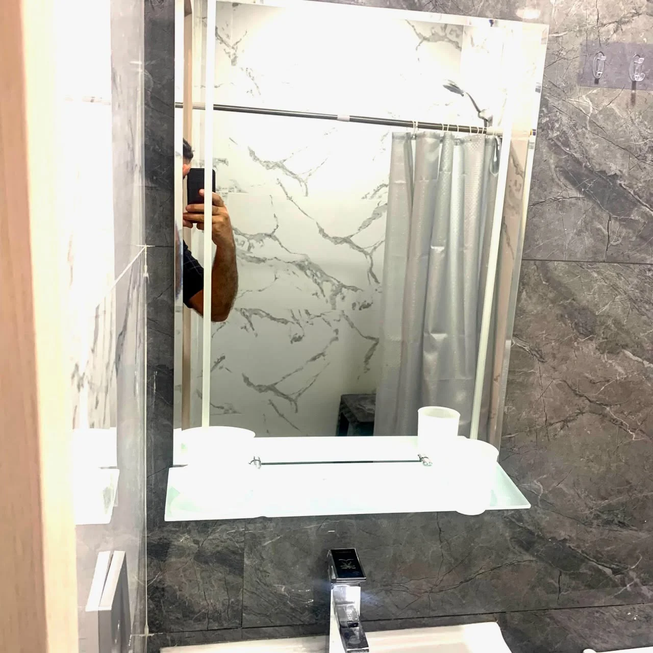 Kirayə 2 otaqlı Mənzil 80 m² Nizami r.