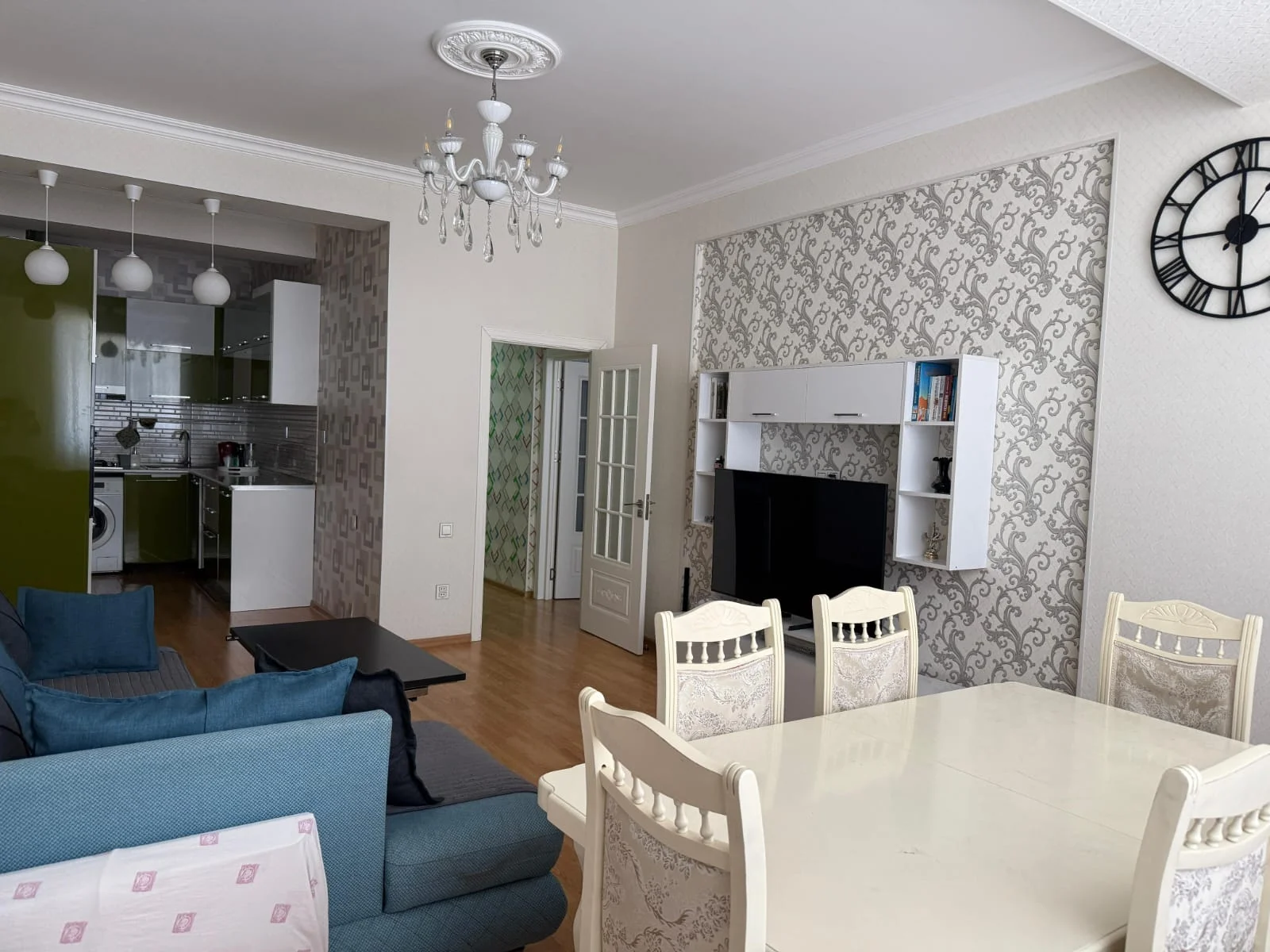 Kirayə 2 otaqlı Mənzil 70 m² Nizami r.