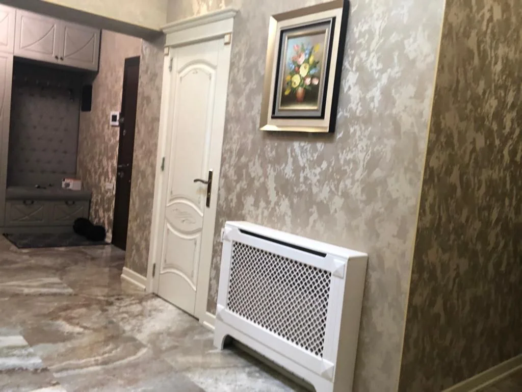 Kirayə 4 otaqlı Mənzil 190 m² Xətai r.