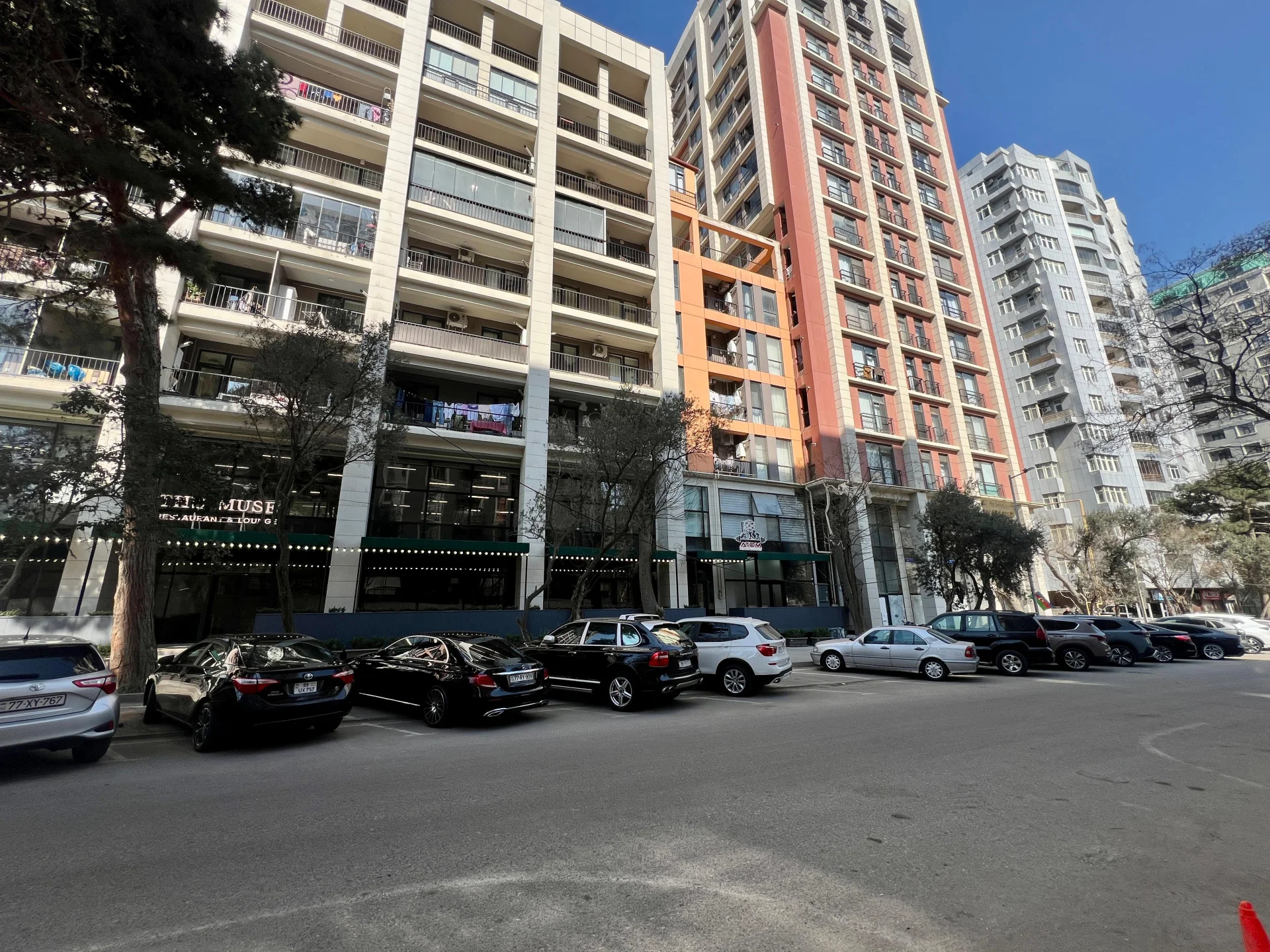 Kirayə 2 otaqlı Mənzil 80 m² Nərimanov r. Nərimanov m. – şəkil 1