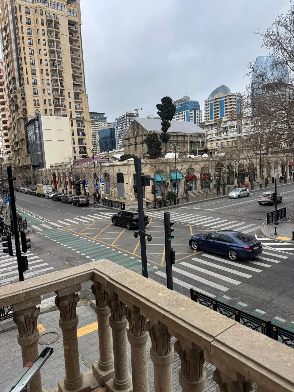 Kirayə 3 otaqlı Mənzil 90 m² Nəsimi r. 28 May m. – şəkil 16