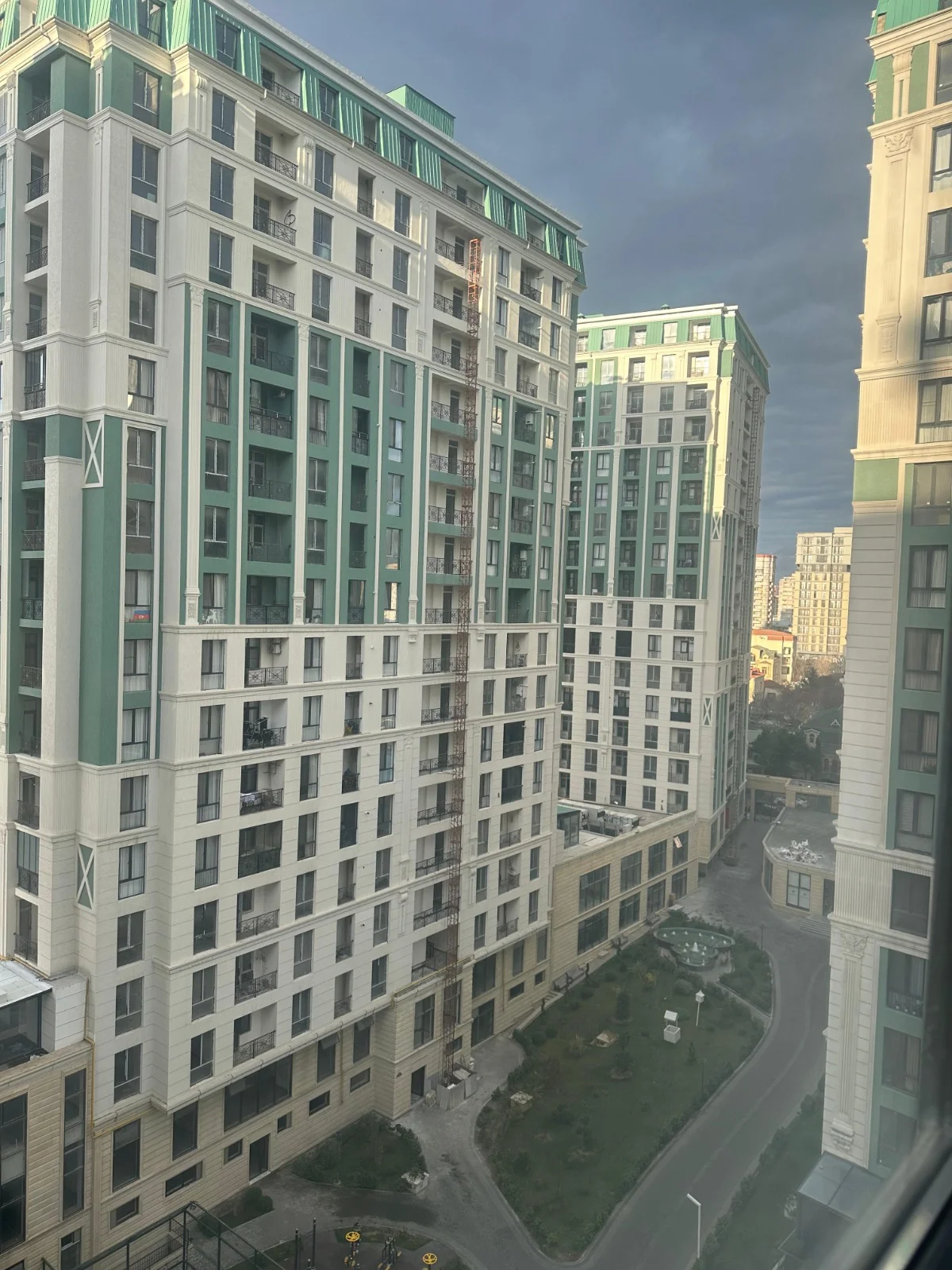 Kirayə 2 otaqlı Mənzil 70 m² Nərimanov r.