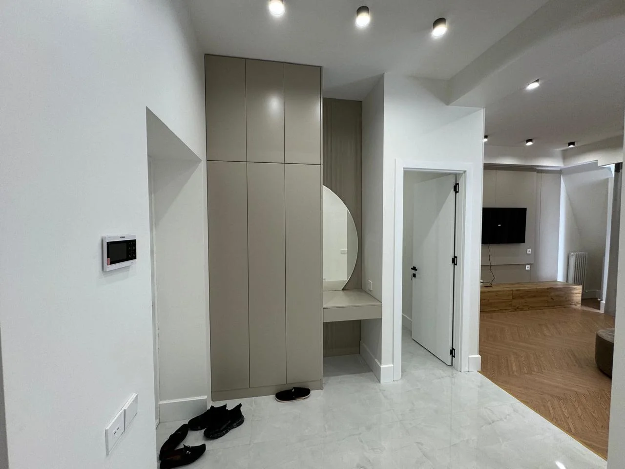 Kirayə 2 otaqlı Mənzil 80 m² Xətai r.